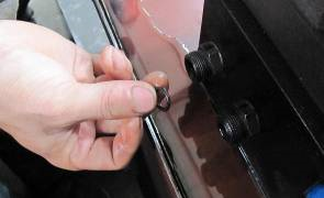 如何安装成型机