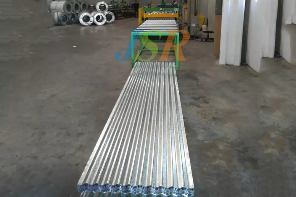 带引导柱的波纹板成型机