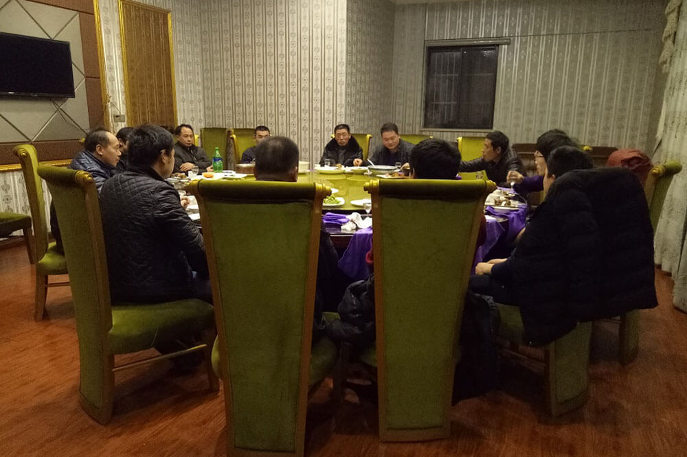 辊型设备制造商
